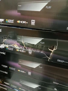 Panasonic 4K Blu-ray Player with Dolby Vision Hi-Res DP-UB820-K NEW DAMAGED BOX - Picture 1 of 15