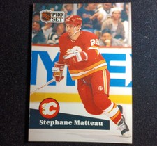 1991 Pro Set Hockey Stephane Matteau Hockey Card #27 Calgary Flames L923
