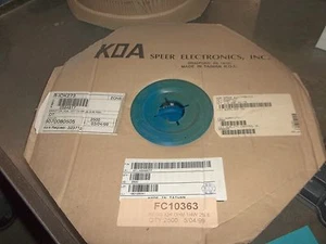 KOA SPEER ELECTRONICS CFT-1/4 33K 2% OHM 1/4W 2500+/- RESISTORS (FF4) - Picture 1 of 5