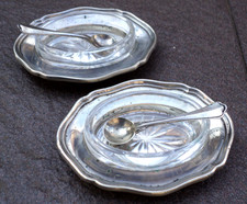 SET SALE PEPE IN ARGENTO 800 E VETRO (cristallo?)