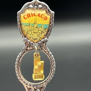 Cuchara de recuerdo Sears Tower Charm Chicago Illinois coleccionable de colección de Estados Unidos - Imagen 1 de 5
