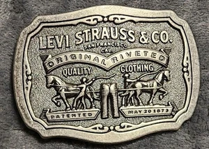 Vintage Levi Strauss And Co Belt Buckle Two Horse Brand Limited Edition Logo Z* - Picture 1 of 2