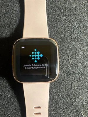 Трекер активности Fitbit Versa 2 — лепестковый/медно-розовый - Изображение 1 из 3