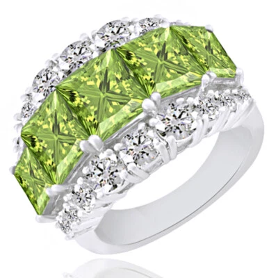 5.38 Ct Emerald Peridot & White Topaz Sterling Silver 5-Stone Band Wedding Ring - Image 1 of 4