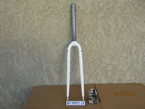 NEW BICYCLE THREAD LESS FORK & HEADSET FOR 700 mm FIXIE,OR ROAD BIKES - Picture 1 of 5