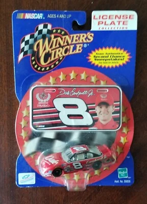 #8 Dale Earnhardt Jr. Winner's Circle 2001 License Plate Collection 1/64 Car - Image 1 of 2