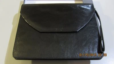 Brookstone Magnetic Tablet Envelope case Leather 10" Device I pad, Samsung LG HP - Image 1 of 4