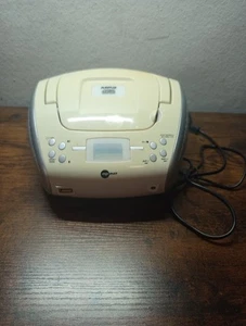 Alter Radio mit CD Player "Restposten" - Bild 1 von 1