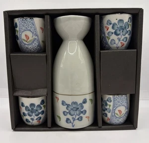 Japanisch 5 Stk. Sake/Teeservice Himmelblau Kirschblüte Geschenkset - Bild 1 von 3