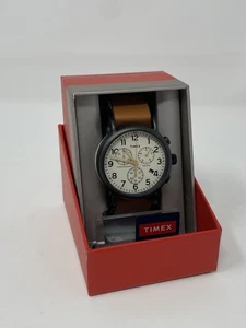 🔥 Reloj Timex Weekender Cronógrafo - Estuche Negro Correa Cuero Marrón Nuevo en Caja - Imagen 1 de 6