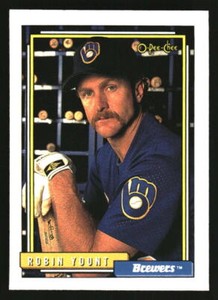 1992 Topps  # 90 Robin Yount