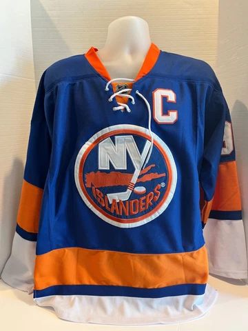 New York Islanders John Tavares Jersey Captain Patch Fight Strap Size 50 Reebok Cover