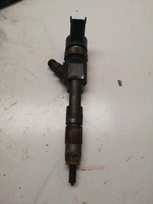 SUZUKI GRAND VITARA 2006-2012 INYECTOR DE COMBUSTIBLE 1.9 DIÉSEL 65349 0445110-230 Foto 1 de 4