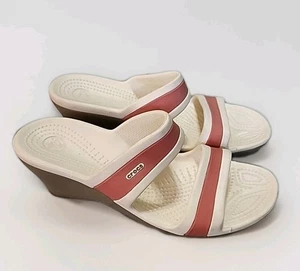 Crocs Shima Damen-Sandale weiß pink offene Zehenpartie Pantolette Keilabsatz Größe 10 - Bild 1 von 3