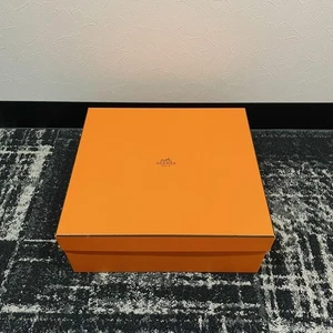 HERMES Caja Vacía para Birkin 30 Naranja Rectángulo Almacenamiento Caja Regalo 34.5×39.5×18cm - Imagen 1 de 4