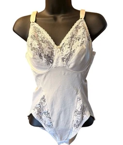 Vintage Vassarette Bodysuit 38D Nylon Lace Shapewear Girdle Ivory Shaper 1960s - Picture 1 of 17