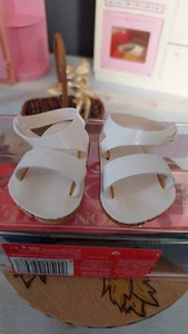 MODE ET TRAVAUX POUPEE FRANCOISE CHAUSSURE Sandalles BOUTON Assorti 80s NEUVE - Photo 1/4