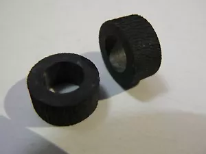 1 Pair Carrera Servo 140 Tyre Smooth Rim New - Picture 1 of 1
