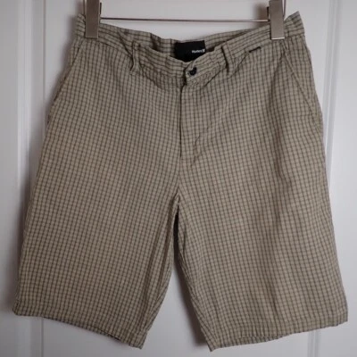 Pantalones cortos chinos Hurley para hombre talla 32 marrón/verde a cuadros frente plano Foto 1 de 4