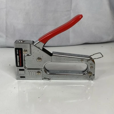 Pistola grapadora multiusos Craftsman herramienta 9-68428 FUNCIONA Foto 1 de 4