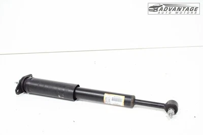 2015-2023 CHRYSLER 300 RWD suspensão traseira apoio de suspensão lateral direito amortecedor fabricante de equipamento original - Imagem 1 de 4