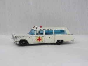 Vintage 1965 Lesney Matchbox #54 S&S Cadillac Ambulance Decal Made in England - Picture 1 of 6