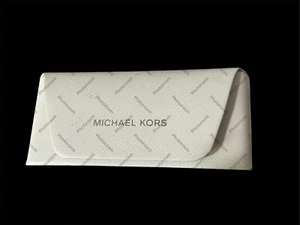  Michael Kors Embossed Eyeglass Case Classic White Flawless Silver Print - Picture 1 of 4