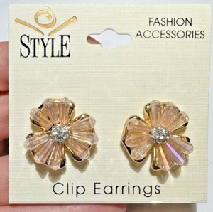 NWT Pink Peach Baguette Crystal Rhinestone Flower Clip Gold Button Earrings K1 - Picture 1 of 6