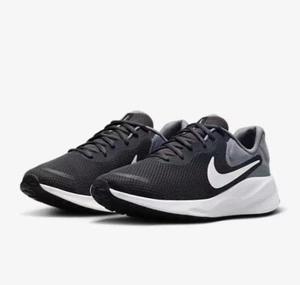 Herren🌿Nike Revolution 7 Straßenlaufschuhe Größe 13 - Bild 1 von 14