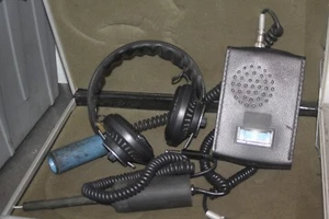 Techsonics Son-Tector 110 and Case - Picture 1 of 4
