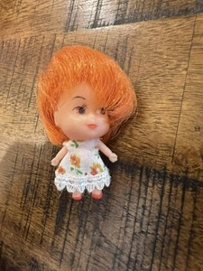 Vintage Liddle Kiddle orange Haar Blume Kleid Puppe 2,5" - Bild 1 von 4
