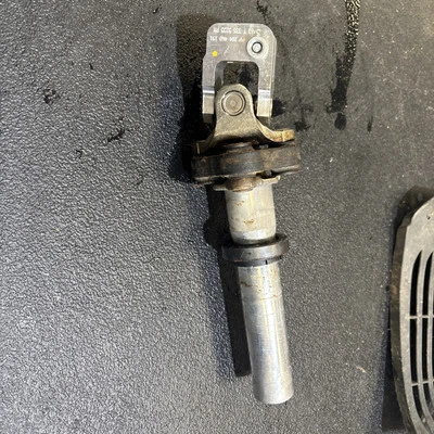 Articulación cruzada (dirección) PP204460191 MERCEDES BENZ C220 CDI BERLINA S204 Foto 1 de 4