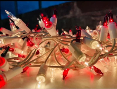 Luzes de Natal vermelhas e brancas de 8 pés - Luzes de Natal Luzes brancas vermelhas (novo com etiquetas) - Imagem 1 de 4