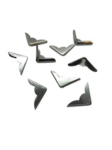 Buchecken - Metall - Farbe: Silber - 22 x 22 mm - Buchbeschlag - Schutzecken - Bild 1 von 5