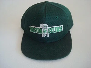 BOSTON CELTICS     90S GOLF BEACH SNAPBACK HAT CAP VINTAGE S5 - Picture 1 of 5