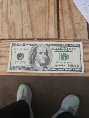 2006 G 100 Dollar Bill  - Image 1 of 4