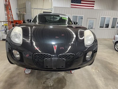 07-10 CUBIERTA PARACHOQUES DELANTERO PONTIAC SOLSTICE GXP CARBONO FLASH GAR CON PARRILLAS Y LUCES Foto 1 de 4