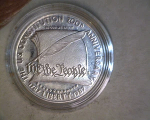 1987-S CONSTITUTION SILVER DOLLAR  COMMEMORATIVE IN PROOF - Picture 1 of 2