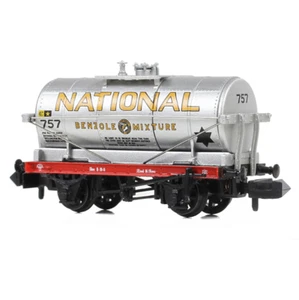 Graham Farish 373-650B 14T Kesselwagen National Benzole silber Spur N - Bild 1 von 1