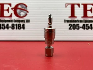 Parker® - Metal Quick Disconnect Tube Fittings, 2A-Q4P-SS, Inside Diameter 1/8” - Picture 1 of 2