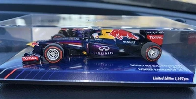 Minichamps 1/43 Sebastian Vettel RB9 Bahrain GP 2013 Winner Model - Immagine 1 di 2
