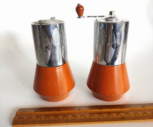 Mid Century Modern Teak & Chrom? Salzstreuer & Pfeffermühle Set - Bild 1 von 5