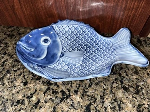 Blue & White Fish Shaped Serving Dish Trinket Porcelain 6x9” Vanity Vtg - Picture 1 of 4