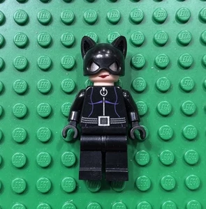 LEGO Catwoman Minifigure Super Heroes Batman I 7779 bat003 - Picture 1 of 2
