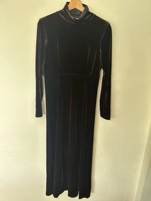 VTG Velvet Maxi Dress Turtleneck Chocolate Witchy Whimsigoth Medieval Moda Sz M - Image 1 of 4