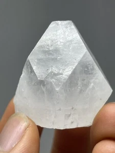 Apophylite Point Natural Reiki Healing Angelic Energy 28,5 g H12 - Imagen 1 de 12