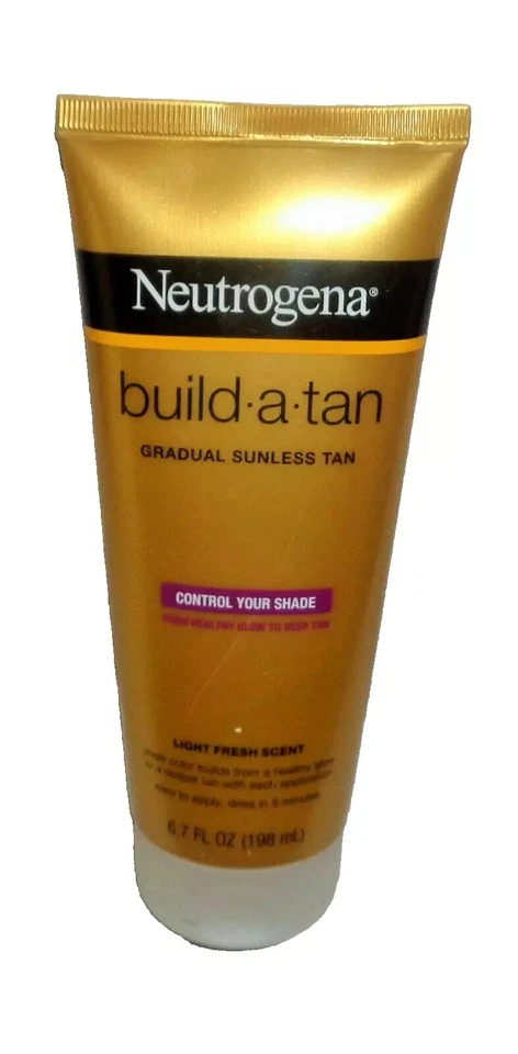 Neutrogena Build A Tan Gradual Sunless Tan Light Fresh Scent 6,7 oz. - Imagem 1 de 1