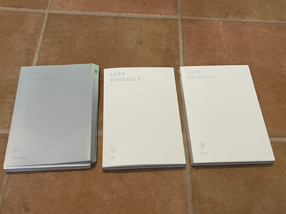 BTS Love Yourself Answer E Her E V Versions CD Albums Books Cards Stickers Foto 1 de 4