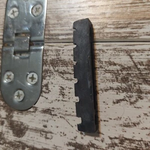 Ibanez SR506 6 String Bass Nut - Picture 1 of 4