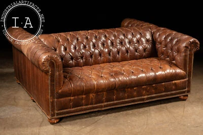 Sofá Chesterfield vintage de cuero de doble cara en caramelo Foto 1 de 4